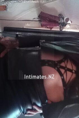 Verg - Female - Escort in 53