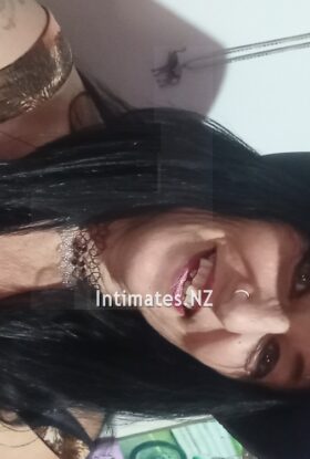 Verg - Female - Escort in 53 - Relaxed vibe