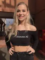 jenny - A captivating combination of  hair and  charm, the essence of NZ Girls