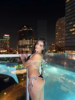 Nebuk - A New Zealand girl offering unforgettable experiences in Lower Hutt CBD, Wellington - Soft lighting effect