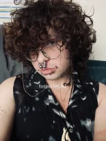 Alice - An irresistible blend of Brunette hair and  charm, a Kiwi beauty to remember - Refined presence