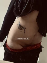 Alice - 20 y/o beauty with Brunette hair and enchanting  eyes