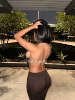 Cici! - Natural  hair and deep  eyes at 25 - Stylish composition