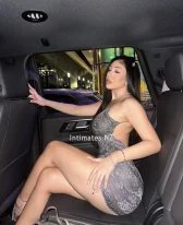 Evan01 - A stunning -haired beauty with sparkling  eyes, guaranteed to leave you breathless