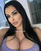 Amanda - Stunning 25-year-old escort with Black hair, sure to steal your heart - Natural beauty