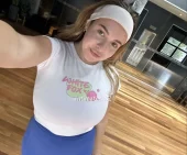 Samantha Martinwood - The perfect mix:  eyes,  hair, and 32 years young