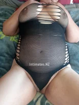 LovelyLaura - Dazzling escort, 39, known for her Auburn hair and captivating charm - Natural beauty