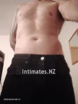 Jesse the Daddy’s Boy - Experienced and refined at 39 years old - Playful moment